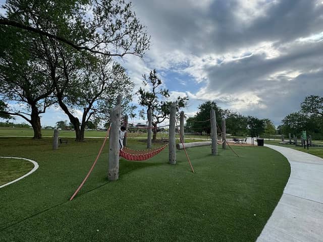 Creekside Park - Image 2