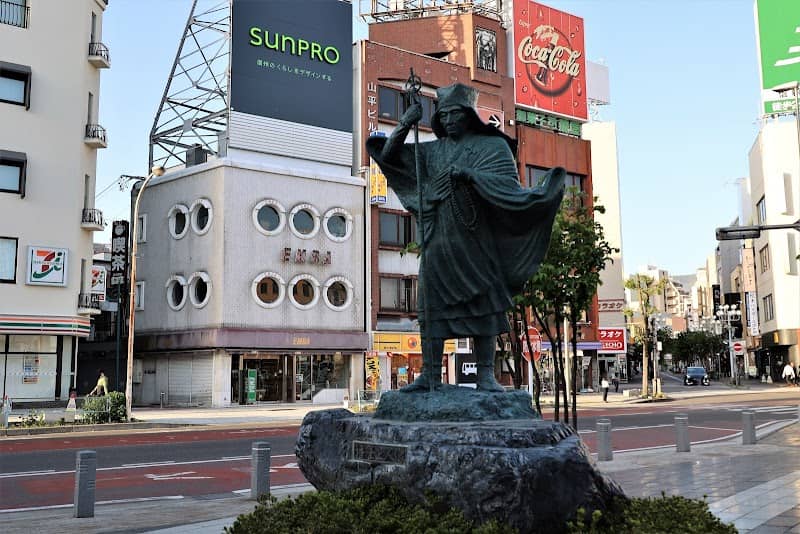 Statue of Banryu Shonin - Image 2
