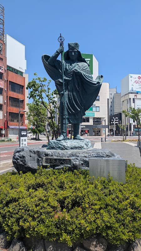 Statue of Banryu Shonin - Image 1