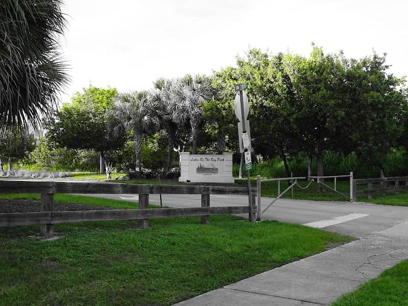 Lakes By the Bay Park - Image 1