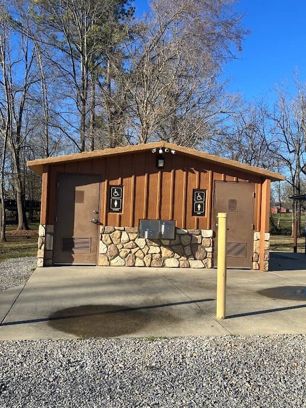 The Blue Eye Creek Potty House - Image 2