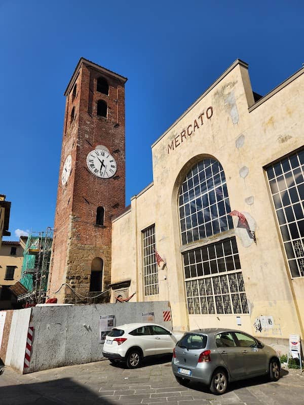 Torre dell orologio nel mercato del Carmine ex chiesa di Santa Maria del Carmine - Image 2