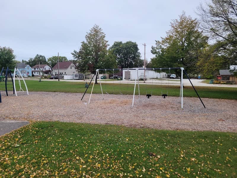Riverside Park - Image 2