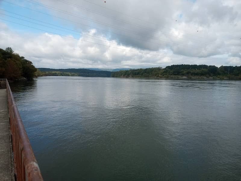 TVA Nickajack Dam Picnic & River Access Area - Image 1