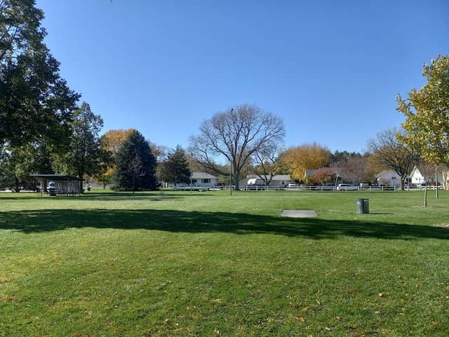 Centennial Park - Image 1
