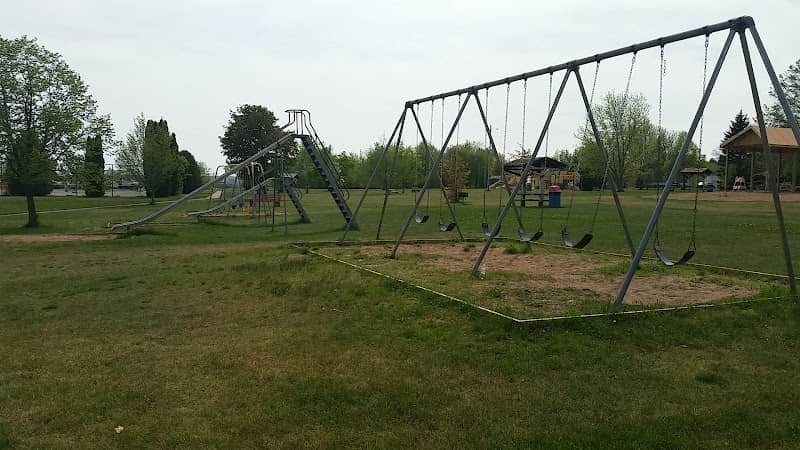 Lake Linden Park - Image 2