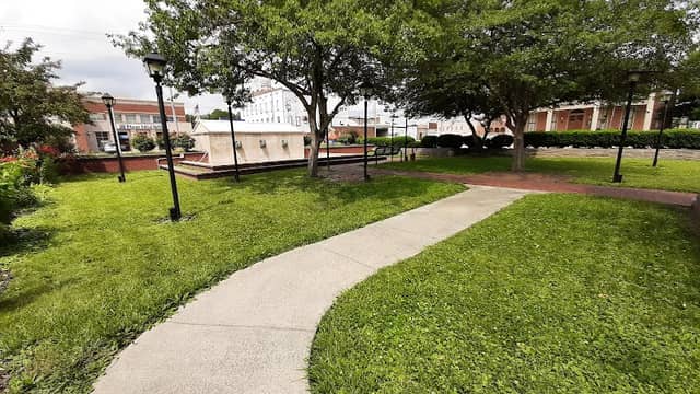 Samuel Vance Park - Image 2