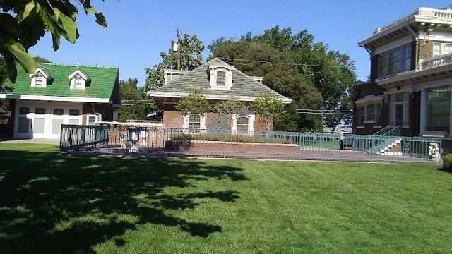 Harrington House Historic Home - Image 2