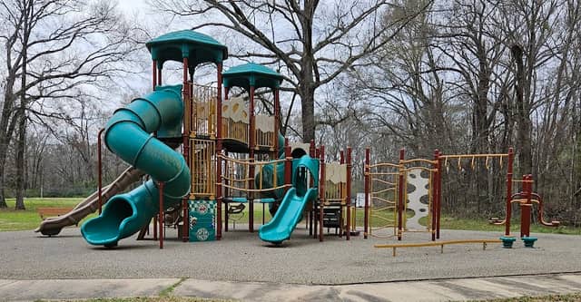 Clear Lake Park - Image 2