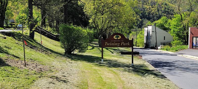Twining Park - Image 3