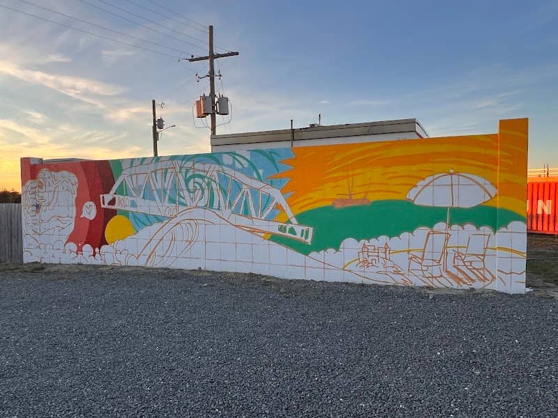 Surf City Murals - Image 1