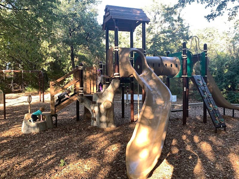 Village Park - Image 1