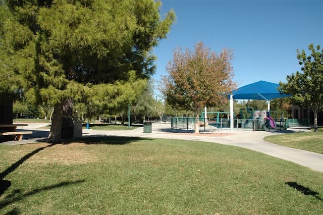 Discovery Park - Image 2