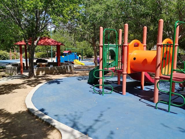 Discovery Park - Image 1
