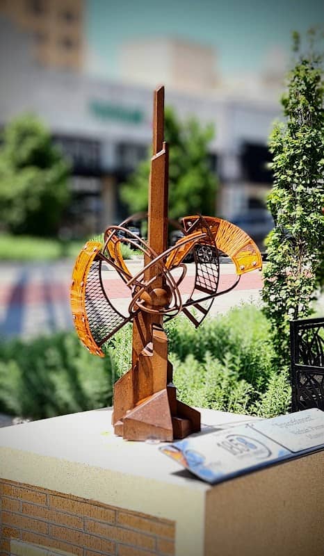 "Spacebloom" Sculpture - Image 2