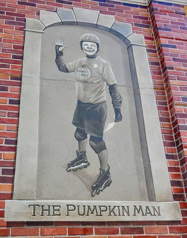 Pumpkin Show Mural - Image 2