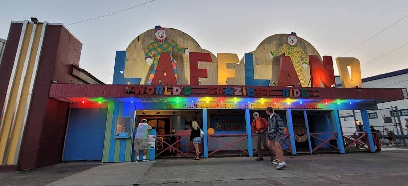 Laffland World´s Craziest Ride - Image 2
