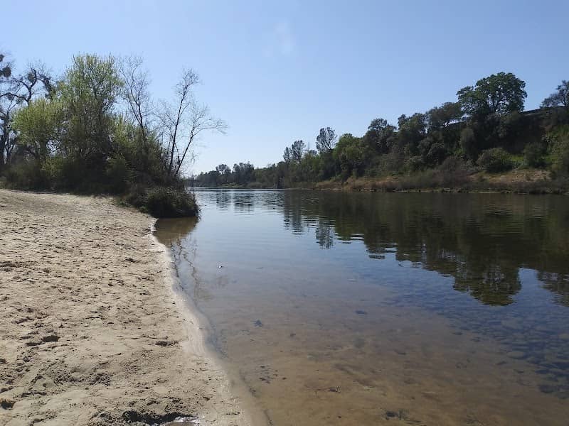 Riverbend Park - Image 1