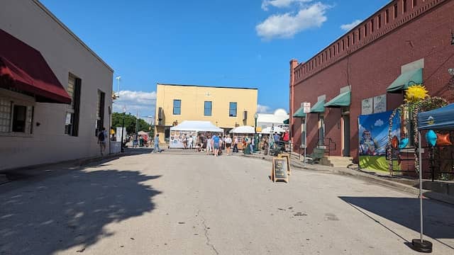 Main Street fest - Image 1