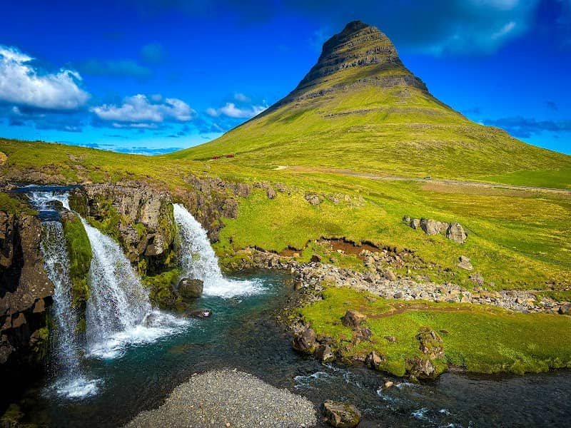Kirkjufell Waterfall Viewpoint - Image 1