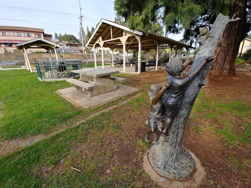 Pine Grove Community Park - Image 3