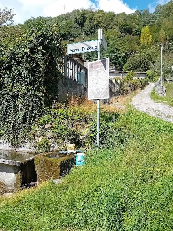 Fontana antica di Via Forno Fusorio - Image 1