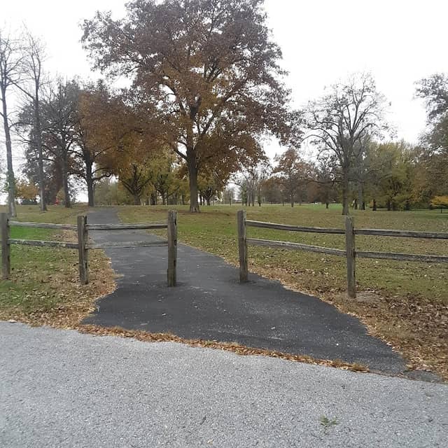 Green Estate Park - Image 2