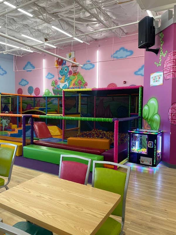 Kids Empire Troy - Image 1