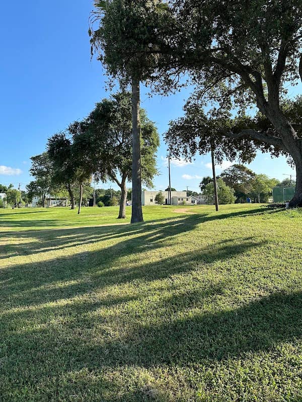 South Bluff Park - Image 2