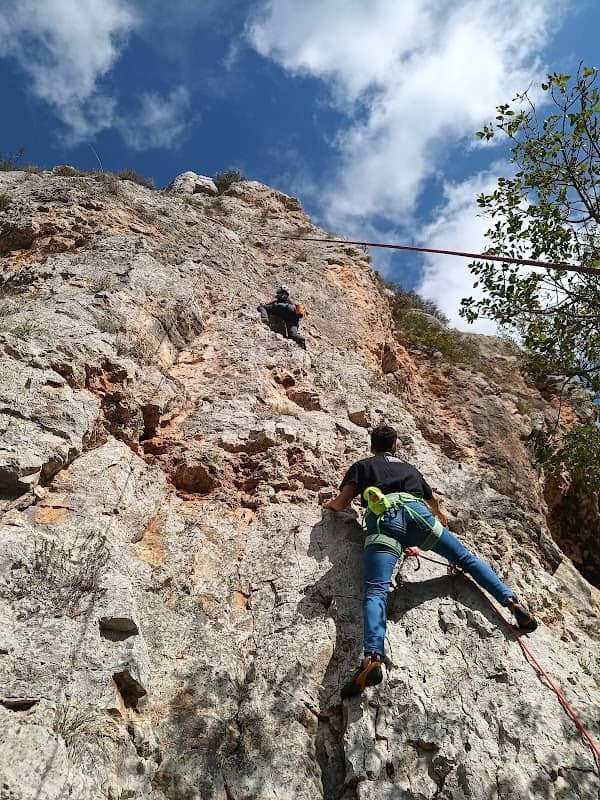 Trekking & Climbing Laterza - Image 1