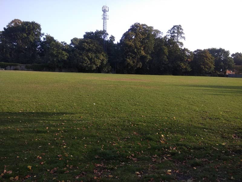 Queen's Road Recreation Ground and Play Area - Image 1