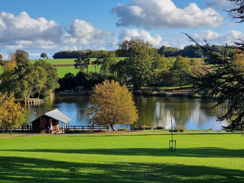 Dunorlan Park - Image 1