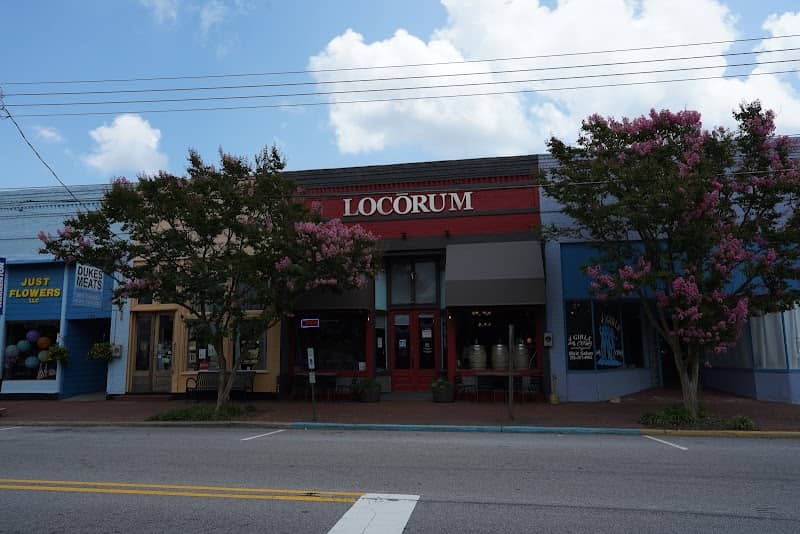 Locōrum Distillery - Image 1