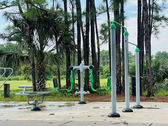 Midport Lake Neighborhood Park - Image 2