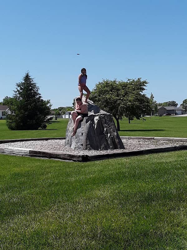 Nina Hammer Park - Image 2