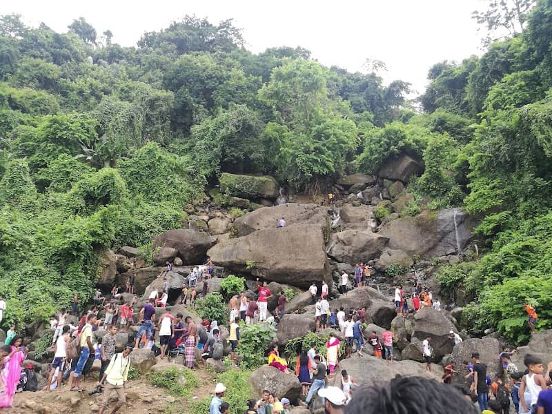 Songrampunji Waterfall - Image 1