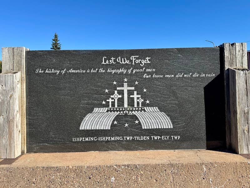 Veterans Memorial - Image 2