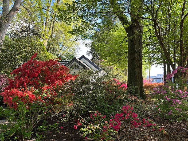Keithan’s Bluebird Gardens - Image 1