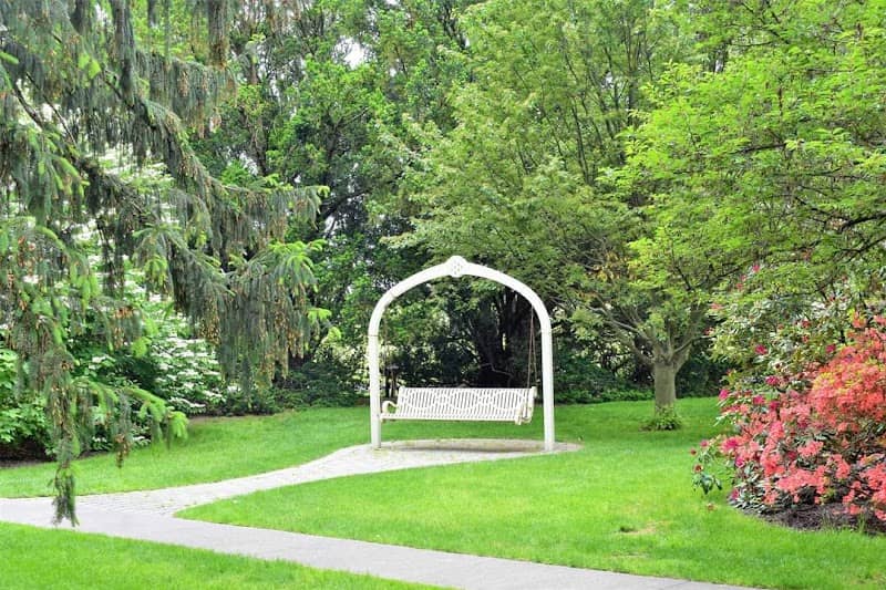 Keithan’s Bluebird Gardens - Image 2