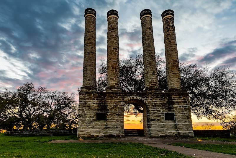 Old Baylor Park - Image 1