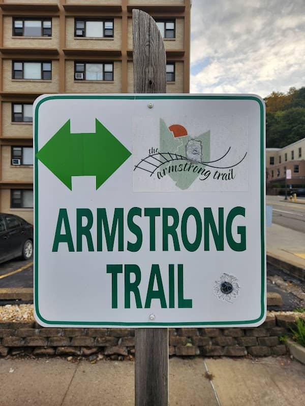 Armstrong Trails-N. grant St Parking - Image 2