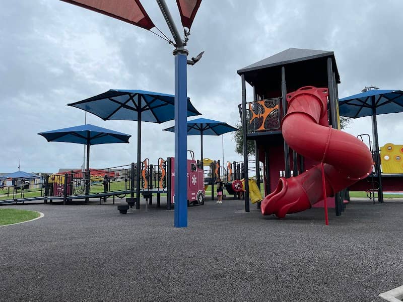 N.O. Simmons Park - Image 2