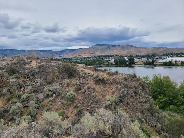 Rocky Reach Trail - Image 1