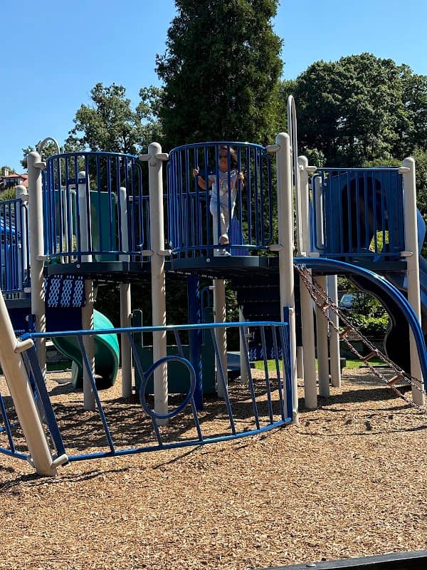 MacEachron Park - Image 1