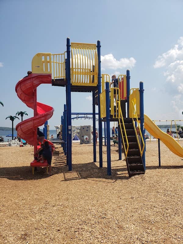 Centennial Park - Image 1