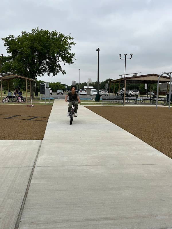 Willow Creek Station - Image 2