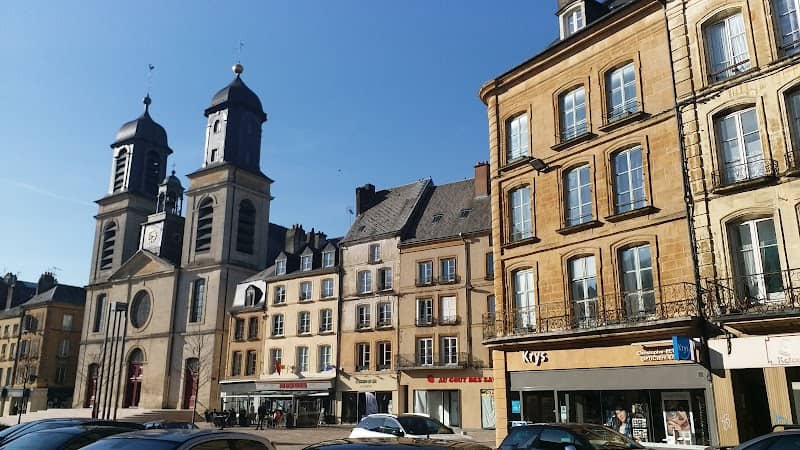 Place de la Halle - Image 1