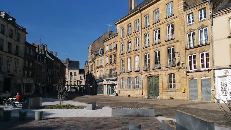 Place de la Halle - Image 2