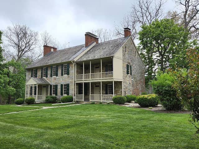 Renfrew Museum and Park - Image 1