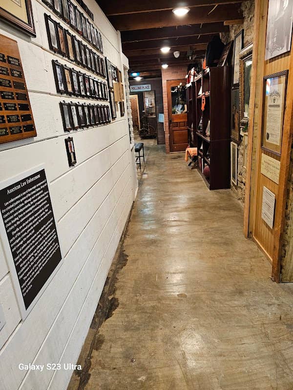 Calico Rock Museum and Visitor Center - Image 2